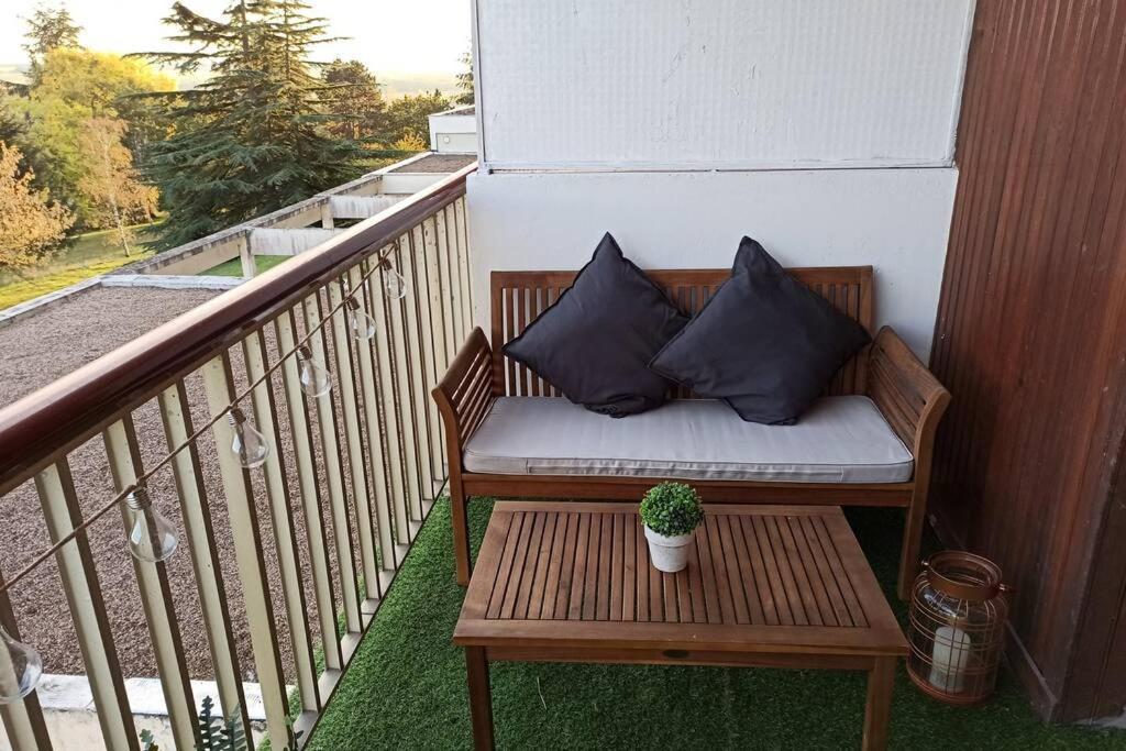 Un Petit Paradis Pour Se Detendre Et Se Ressourcer Montrichard Exterior photo